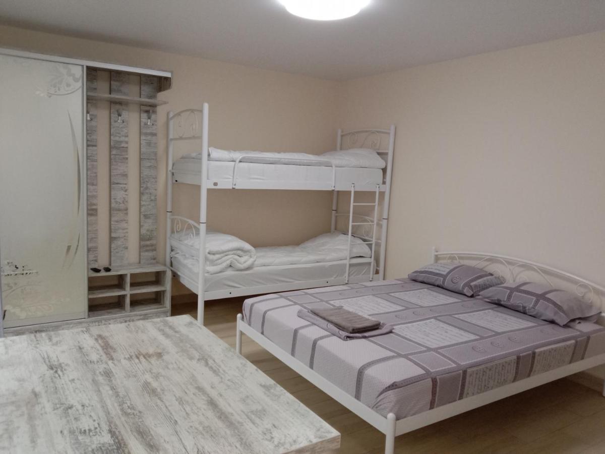 Однокімнатна 105 Apartment คเมลไนป์สกาเย ภายนอก รูปภาพ